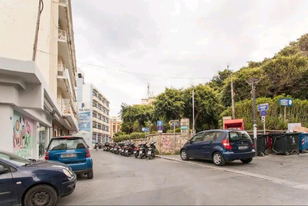 Cozy Apartment In The Heart Of The City Heraklion  Ngoại thất bức ảnh