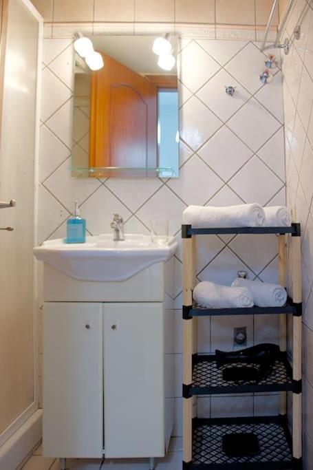 Cozy Apartment In The Heart Of The City Heraklion  Ngoại thất bức ảnh